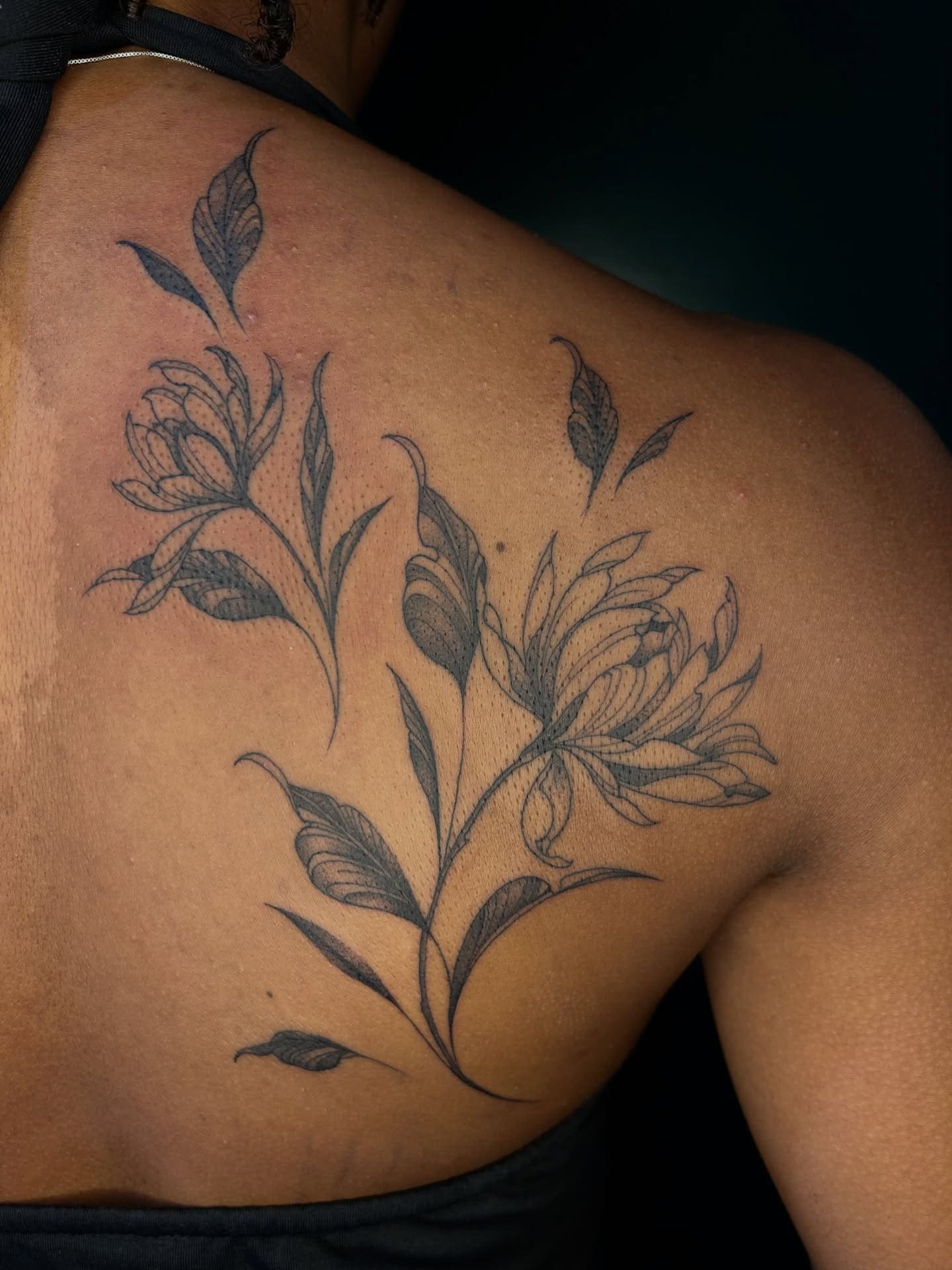 Whip shading by Mager Tattoo